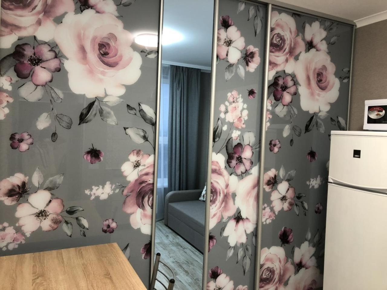 Квартира Парковые Озера Appartamento Kiev Esterno foto